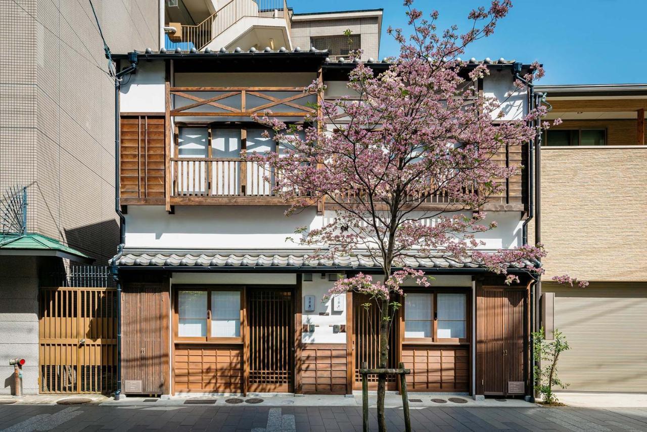Hanagoromo Machiya House Kyoto Exterior photo